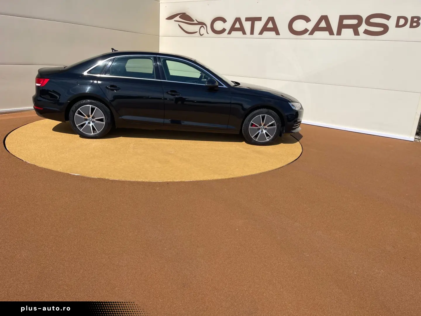 Audi A4 2.0TDI  190CP  Quattro  BI-Xenon  Navi  Cockpit  Pie