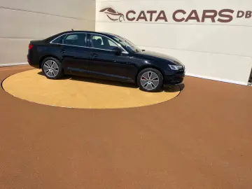 Audi A4 2.0TDI  190CP  Quattro  BI-Xenon  Navi  Cockpit  Pie