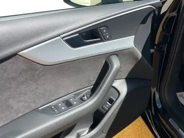 Audi A4 2.0TDI  190CP  Quattro  BI-Xenon  Navi  Cockpit  Pie