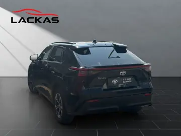 TOYOTA bZ4X FWD