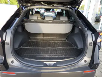 TOYOTA bZ4X Navi SHZ el.Heckkl.LED Schnell-Ladefunk