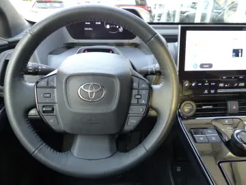 TOYOTA bZ4X Navi SHZ el.Heckkl.LED Schnell-Ladefunk