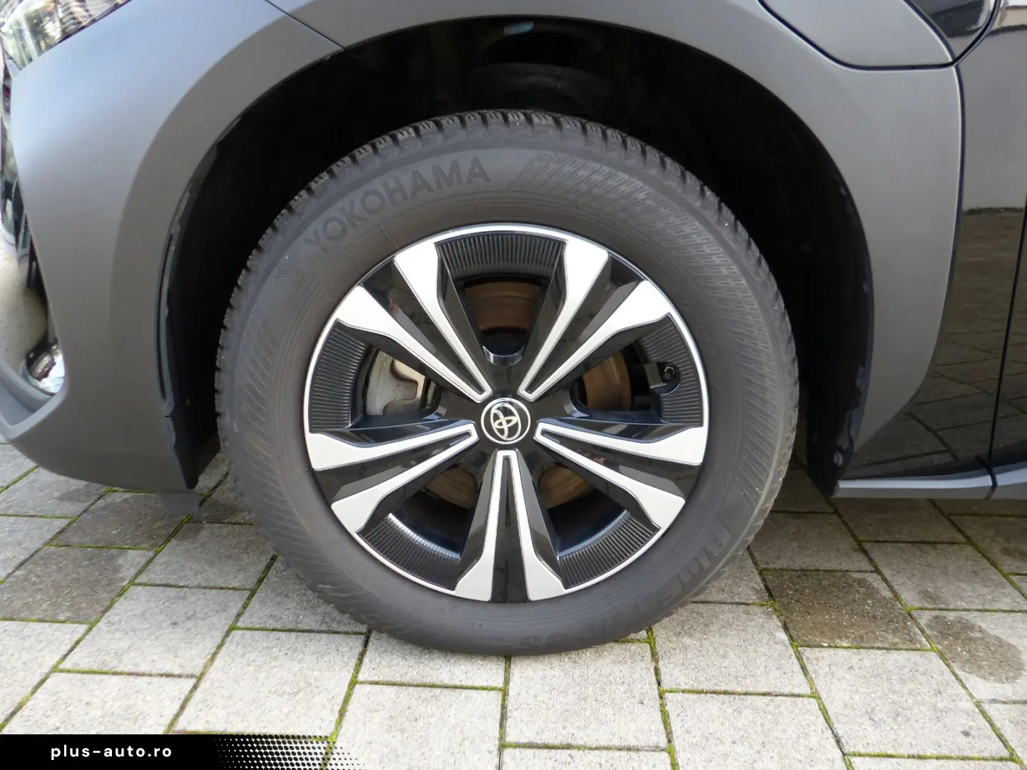 TOYOTA bZ4X Navi SHZ el.Heckkl.LED Schnell-Ladefunk