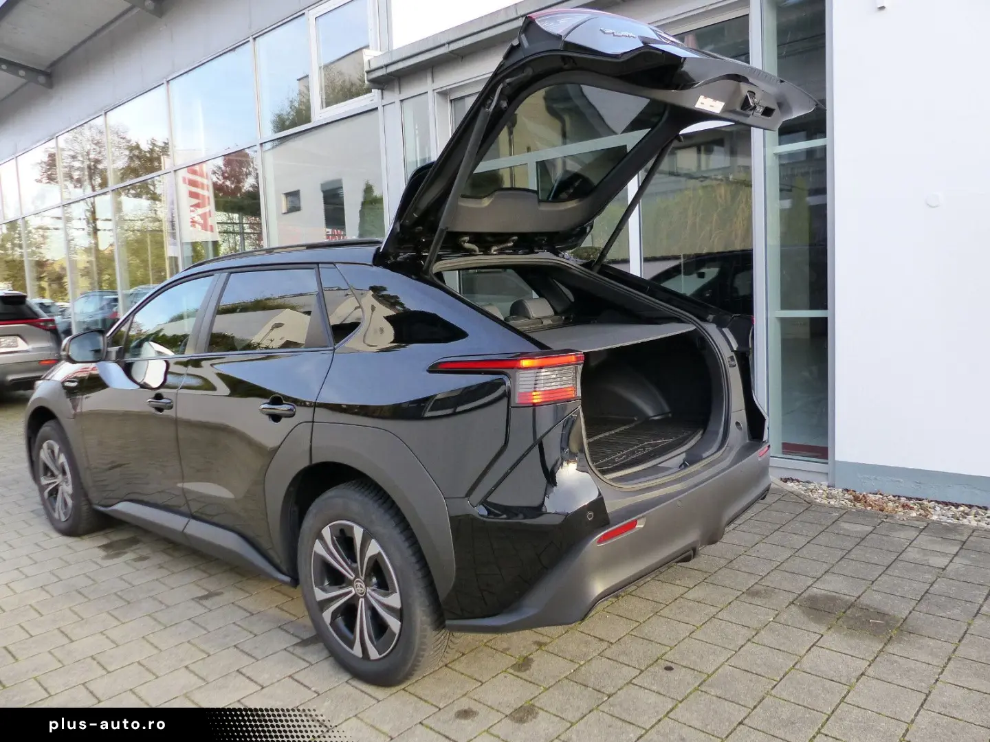 TOYOTA bZ4X Navi SHZ el.Heckkl.LED Schnell-Ladefunk