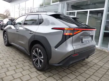 TOYOTA bZ4X Comfortpaket FWD Navi Kamera SHZ el.Heckkl.