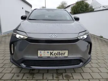TOYOTA bZ4X Comfortpaket FWD Navi Kamera SHZ el.Heckkl.