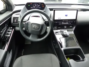 TOYOTA bZ4X Comfortpaket FWD Navi Kamera SHZ el.Heckkl.
