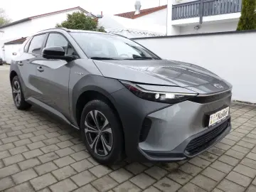 TOYOTA bZ4X Comfortpaket FWD Navi Kamera SHZ el.Heckkl.