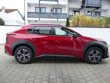 TOYOTA bZ4X Comfortpaket FWD Navi Kamera SHZ el.Heckkl.