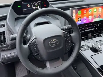 TOYOTA bz4X Comfort-Paket 360Grad Kamera Sitzheizung