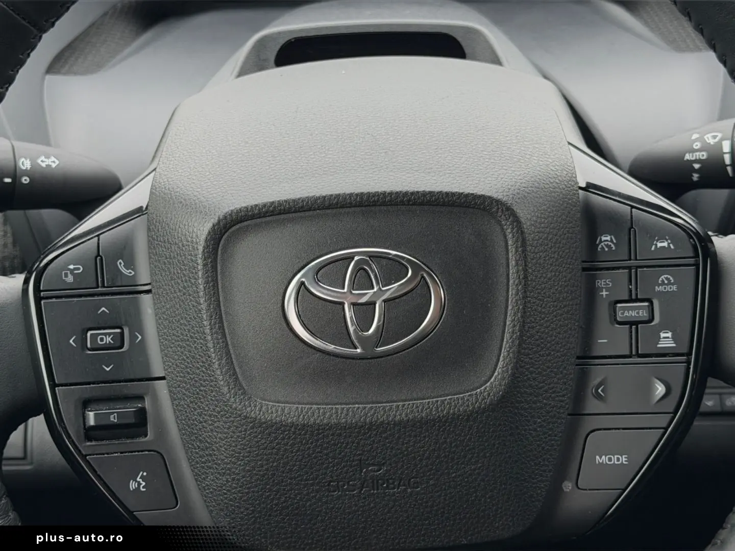 TOYOTA bz4X  LED 360  el Heck ACC el Sitz SHZ PDC Navi