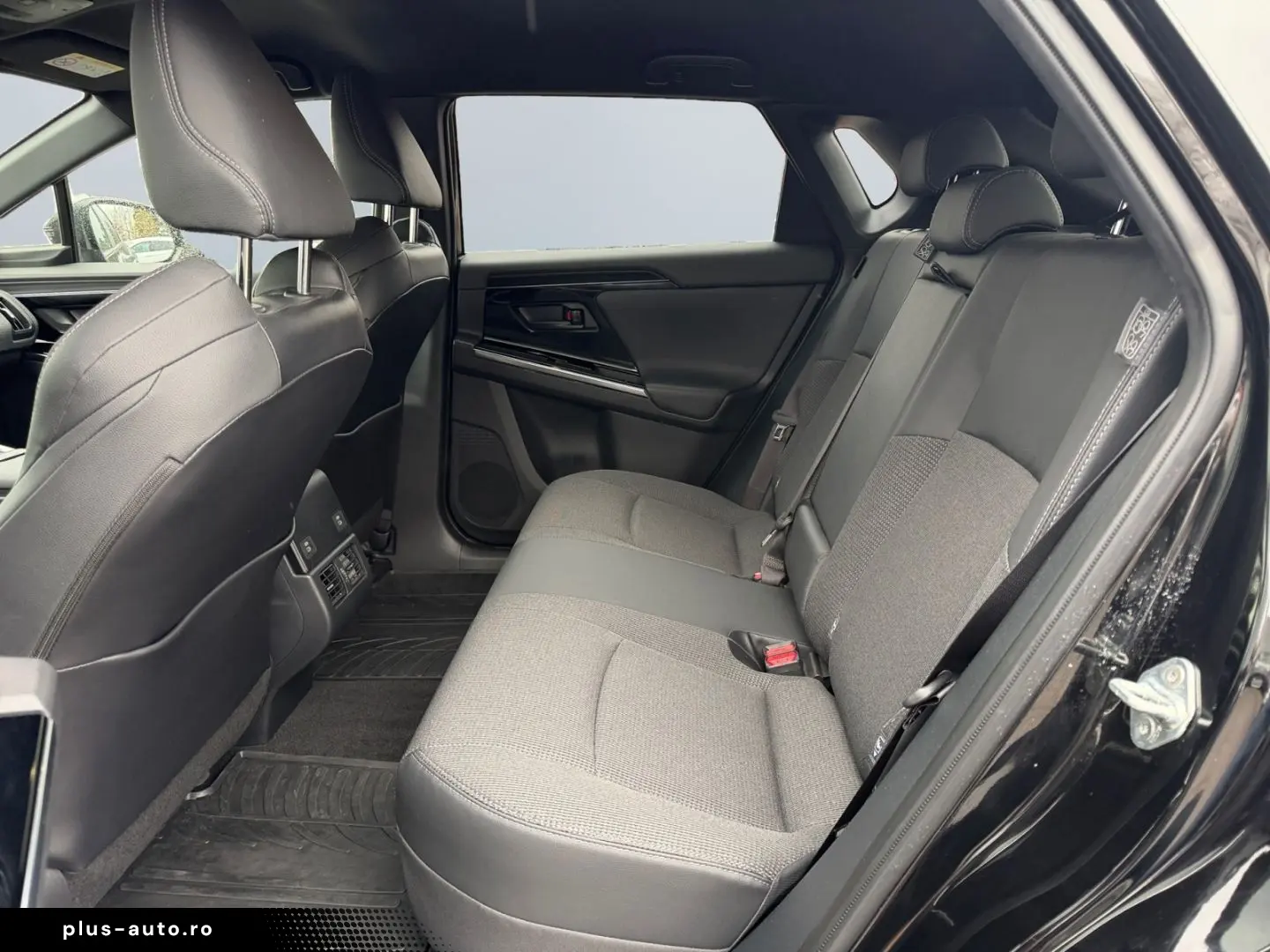 TOYOTA bz4X  LED 360  el Heck ACC el Sitz SHZ PDC Navi