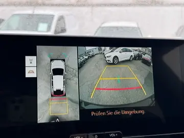 TOYOTA bz4X  LED 360  el Heck ACC el Sitz SHZ PDC Navi