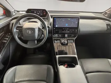 TOYOTA bZ4X BEV 150kWh 4x2 Comfort-Technikpaket 3phasig