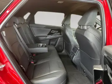 TOYOTA bZ4X BEV 150kWh 4x2 Comfort-Technikpaket 3phasig