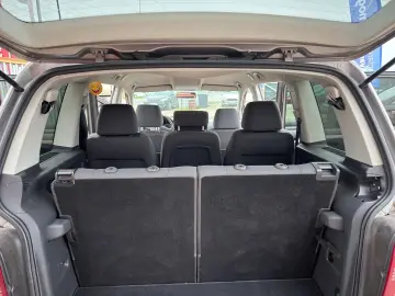 Volkswagen Touran 2008 1.9L Diesel