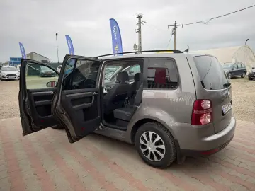 Volkswagen Touran 2008 1.9L Diesel