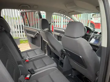 Volkswagen Touran 2008 1.9L Diesel