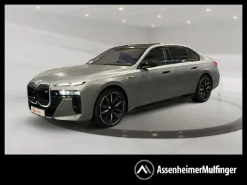 BMW M760 e xDrive Fahrassist Pano Stdhz Wide 360 Cam