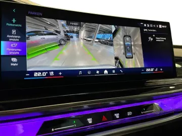 BMW M760 e xDrive Fahrassist Pano Stdhz Wide 360 Cam