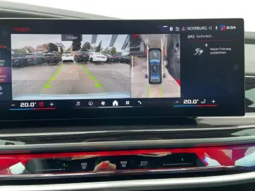 BMW M760 e xDrive Fahrassist Pano Stdhz Wide 360 Cam