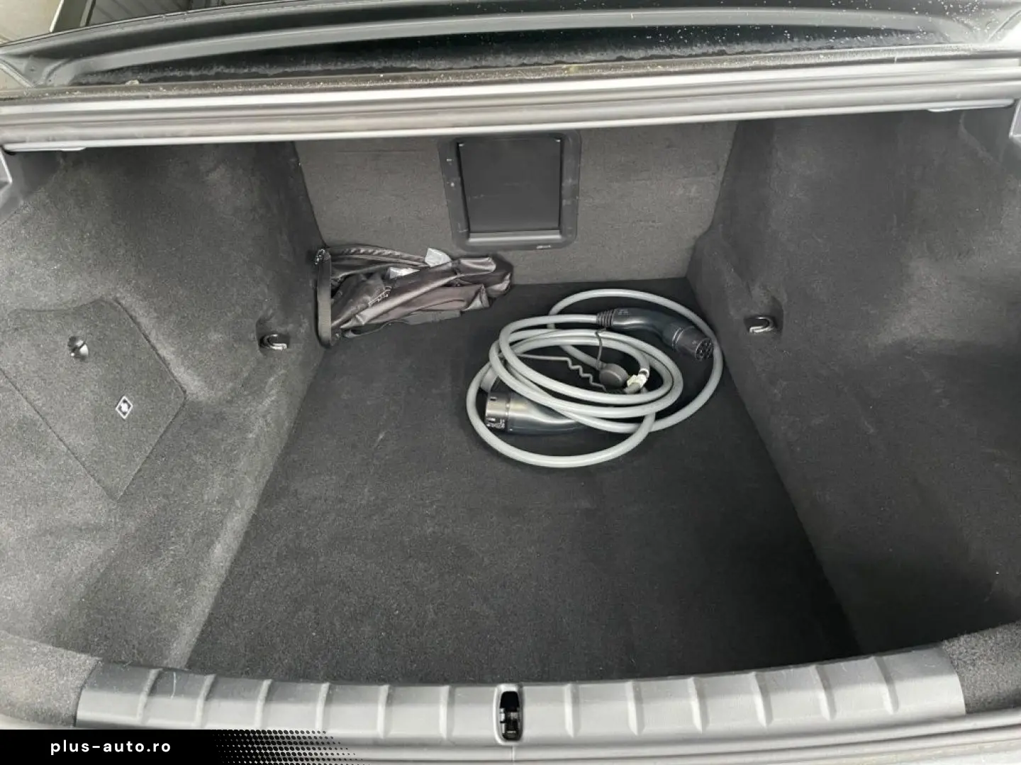 BMW M760 e xDrive Fahrassist Pano Stdhz Wide 360 Cam