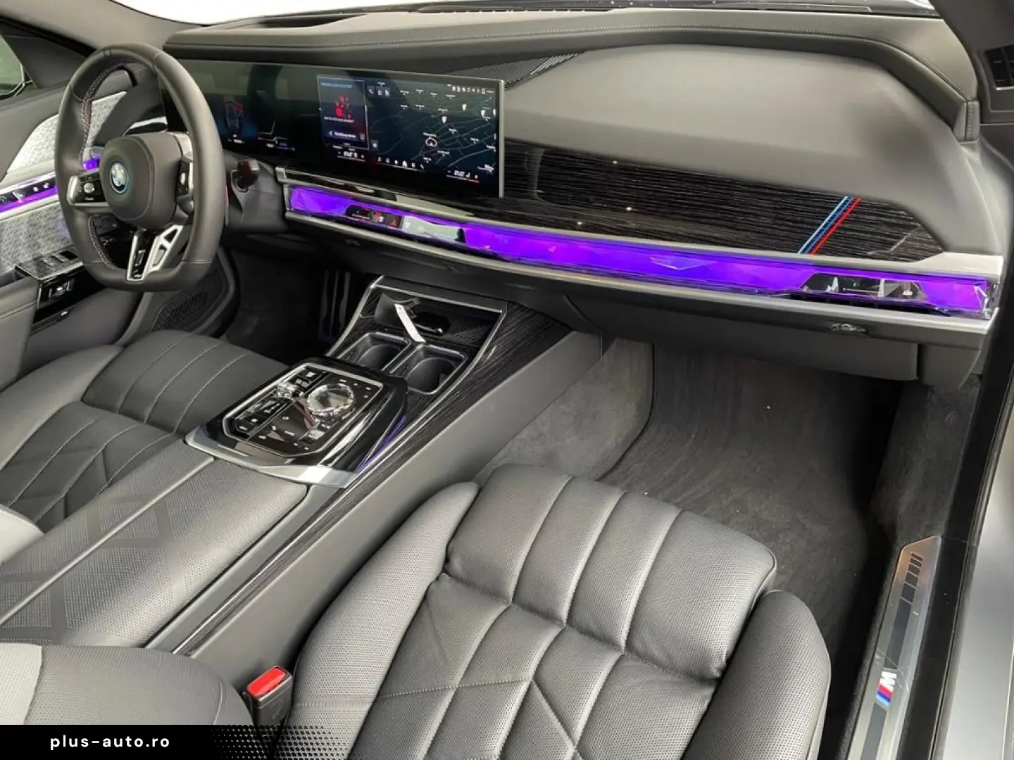 BMW M760 e xDrive Fahrassist Pano Stdhz Wide 360 Cam