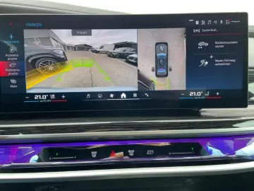 BMW M760 e xDrive Fahrassist Pano Stdhz Wide 360 Cam