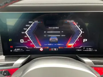 BMW M760 e xDrive Fahrassist Pano Stdhz Wide 360 Cam