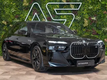 BMW M760 GRAN LUSSO HUD PANO MASSAGE 103.636 € NETTO