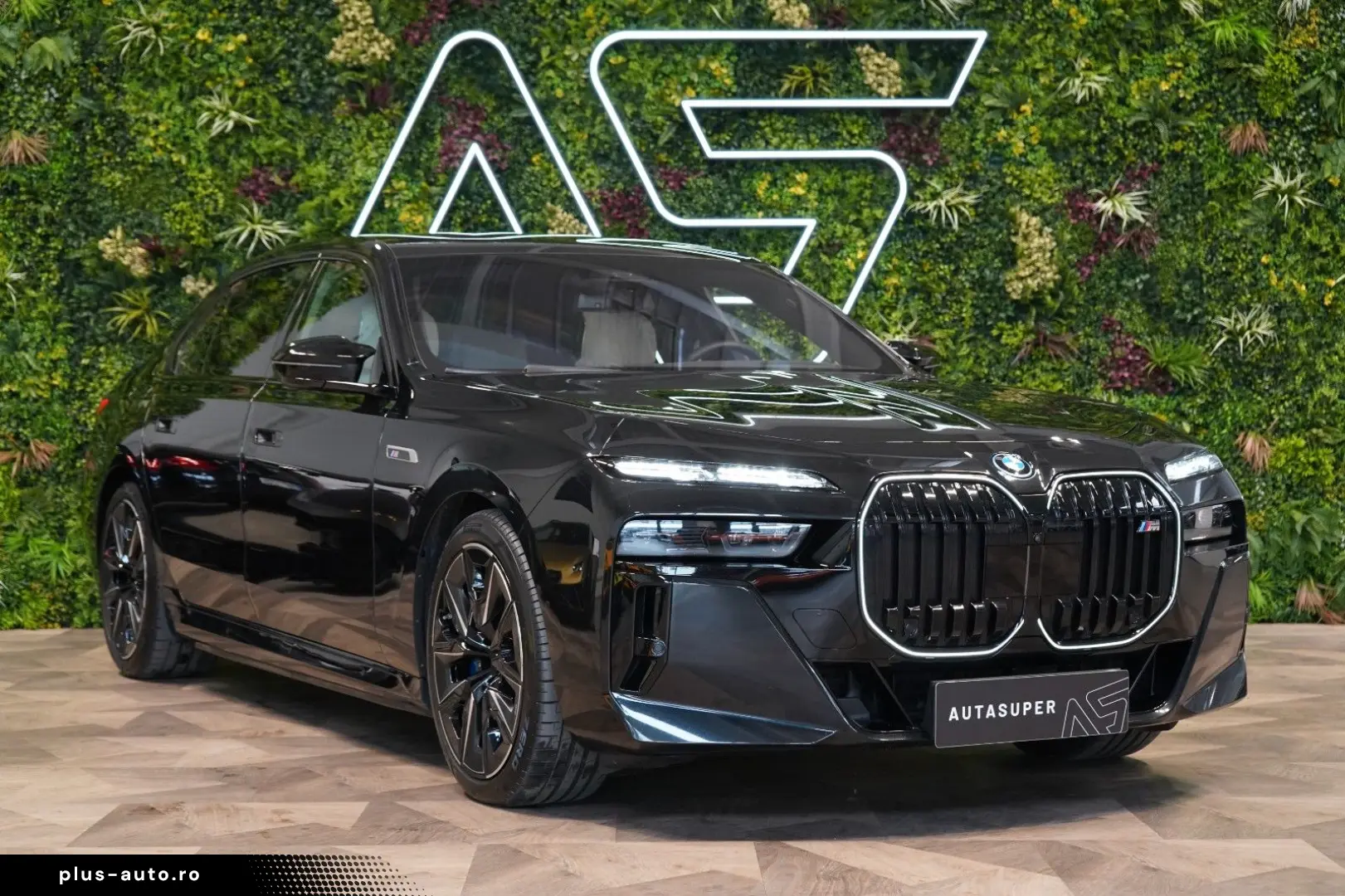 BMW M760 GRAN LUSSO HUD PANO MASSAGE 103.636 € NETTO