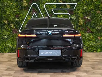 BMW M760 GRAN LUSSO HUD PANO MASSAGE 103.636 € NETTO