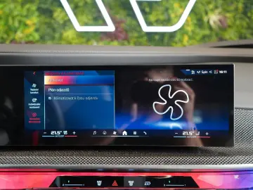 BMW M760 GRAN LUSSO HUD PANO MASSAGE 103.636 € NETTO