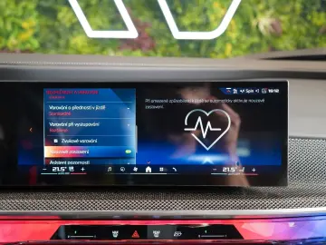 BMW M760 GRAN LUSSO HUD PANO MASSAGE 103.636 € NETTO