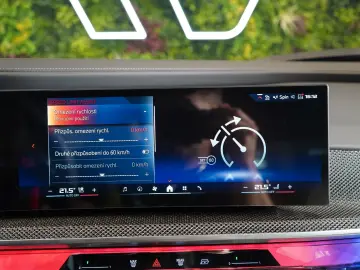 BMW M760 GRAN LUSSO HUD PANO MASSAGE 103.636 € NETTO