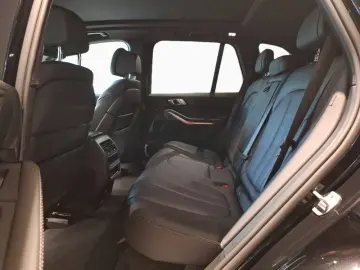 BMW X5 xDrive40d DAProf PA  HUD StdHzg Pano Ha Ka