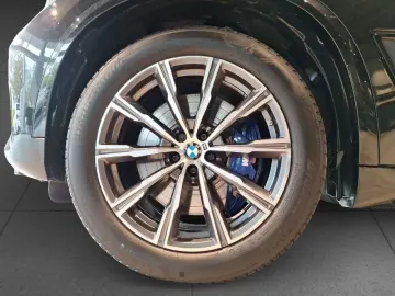 BMW X5 xDrive40d DAProf PA  HUD StdHzg Pano Ha Ka