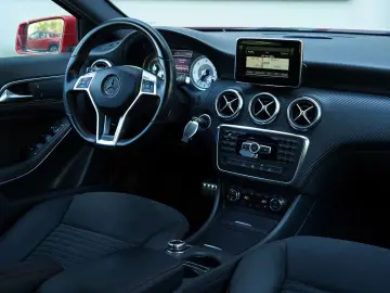 Mercedes-Benz A-180 Gen-W176-2012-2018
