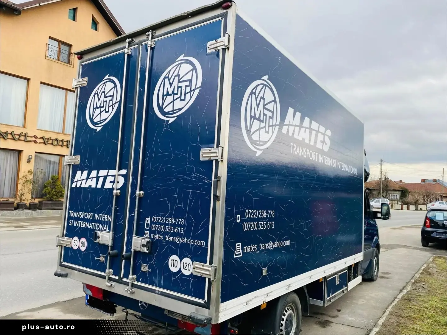 Mercedes-Benz Sprinter 2018 2.2L Diesel