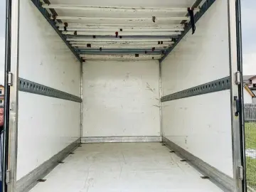 Mercedes-Benz Sprinter 2018 2.2L Diesel