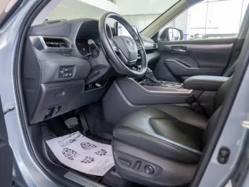 Toyota Highlander 2.5 HIBRID