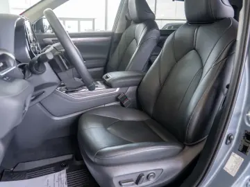 Toyota Highlander 2.5 HIBRID