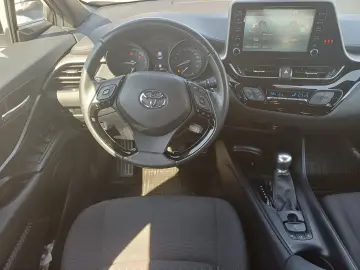 Toyota C-HR 1.8 Hybrid 122 CP CVT