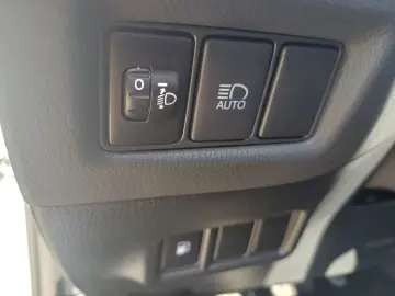 Toyota C-HR 1.8 Hybrid 122 CP CVT