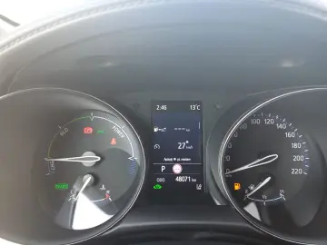 Toyota C-HR 1.8 Hybrid 122 CP CVT