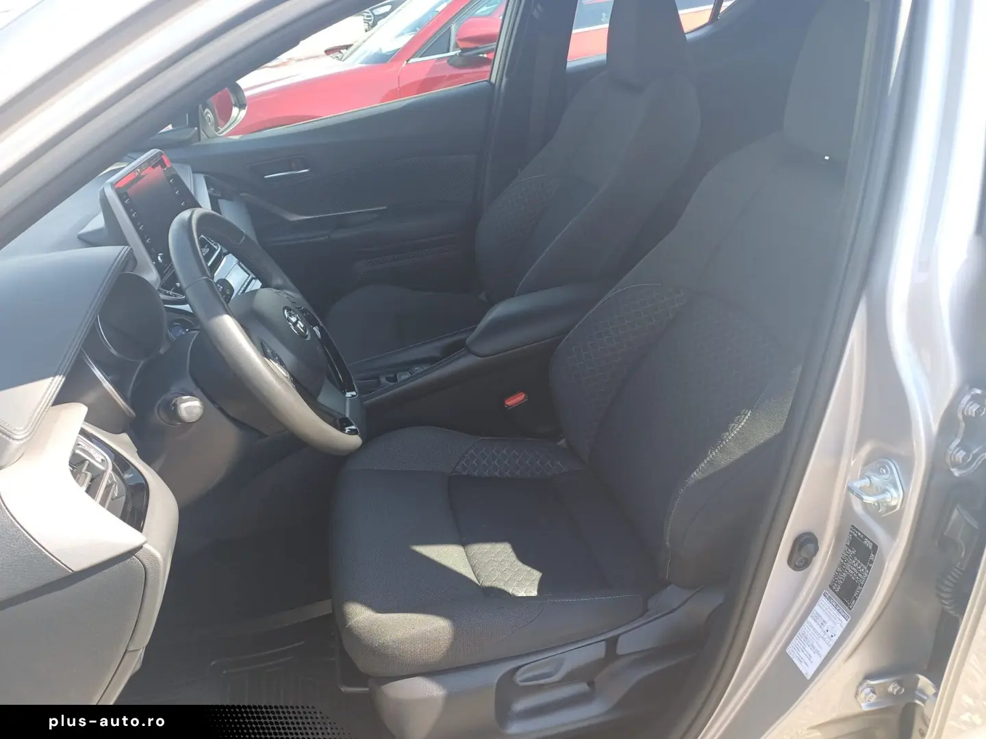 Toyota C-HR 1.8 Hybrid 122 CP CVT