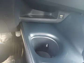 Toyota C-HR 1.8 Hybrid 122 CP CVT