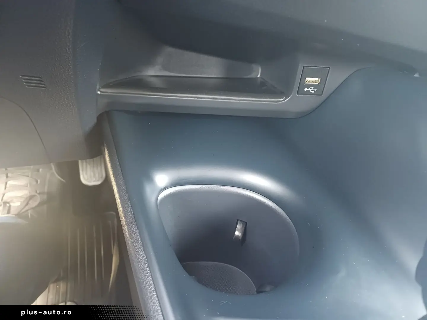 Toyota C-HR 1.8 Hybrid 122 CP CVT