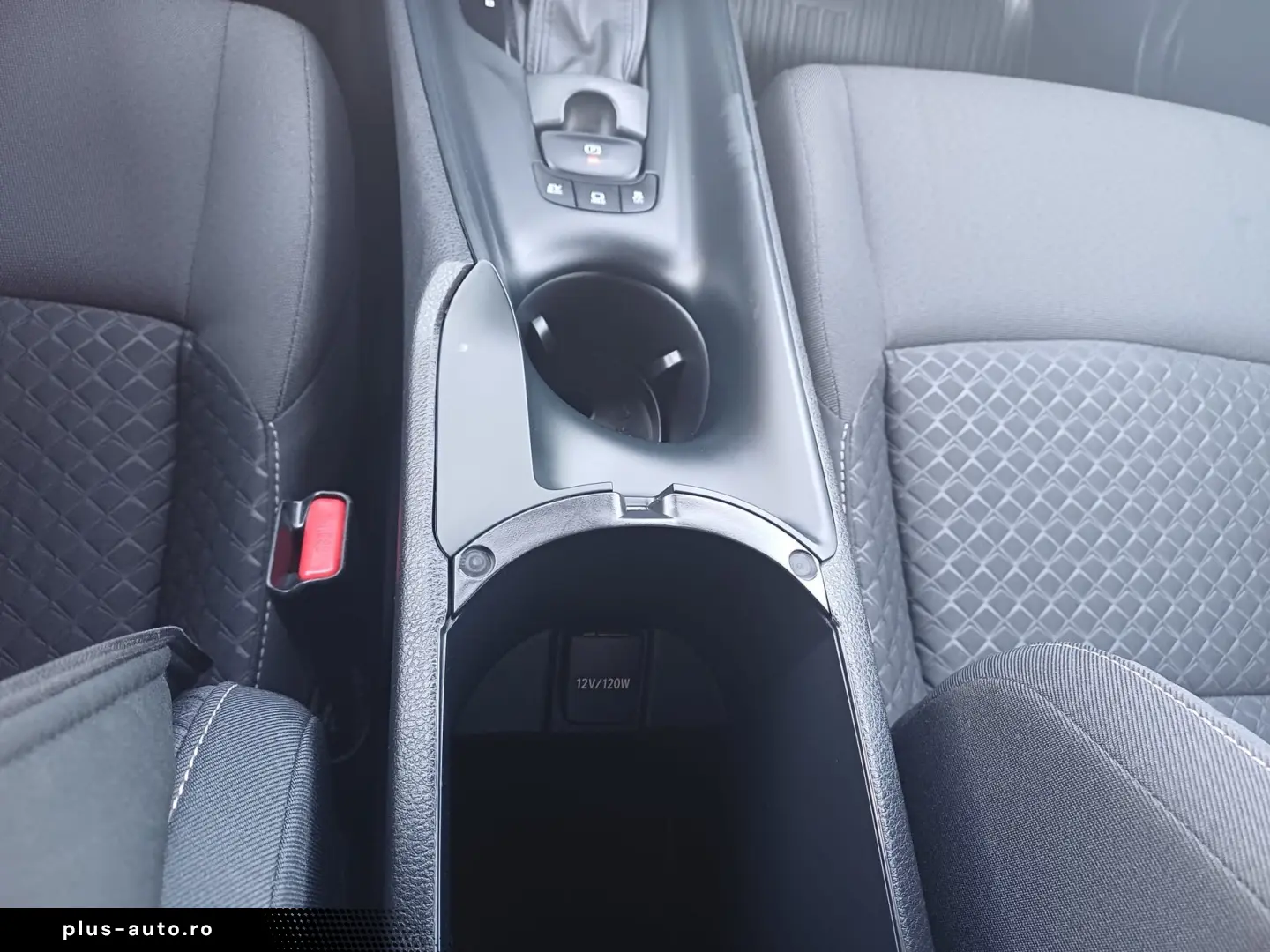 Toyota C-HR 1.8 Hybrid 122 CP CVT