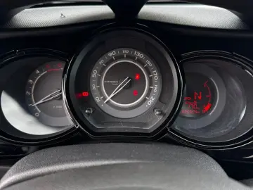 CITROEN 1.4 Hdi AUTOMATIC C3 2013 1.4L Diesel